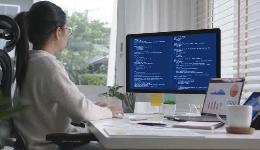 荔湾区企业数字化解决方案：机器学习赋能商业模式升级的核心路径